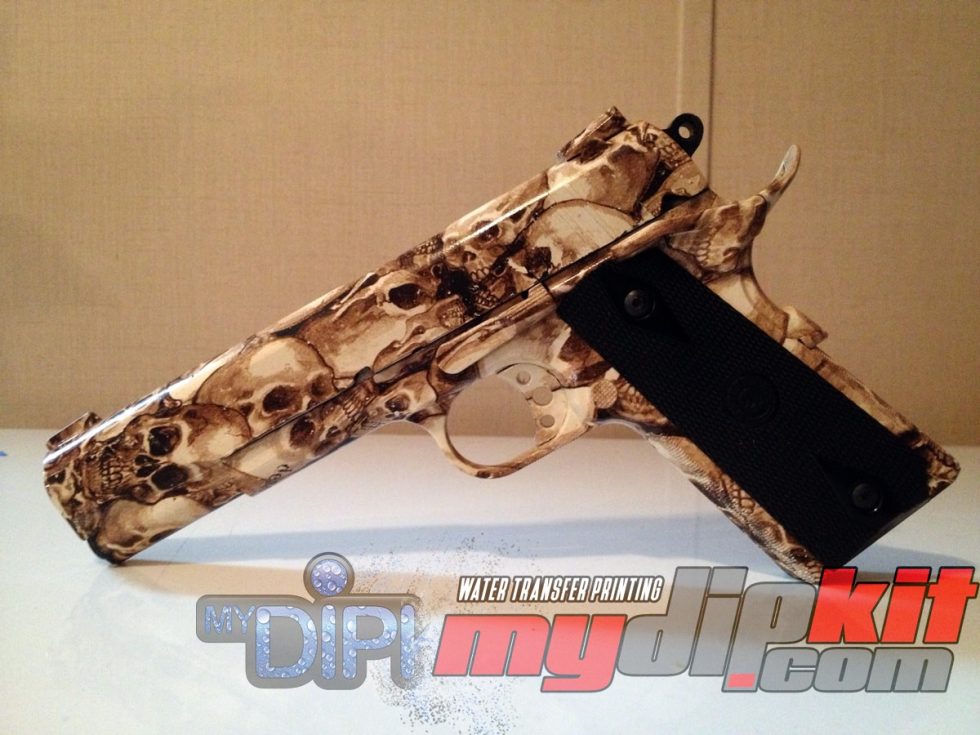 BROWN DEAD HEDZ - PISTOL